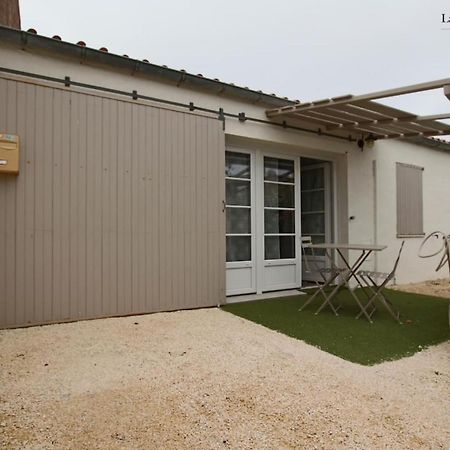 House On The Island Of Oleron Near The Cotiniere Villa Saint-Pierre-d'Oleron Exteriör bild
