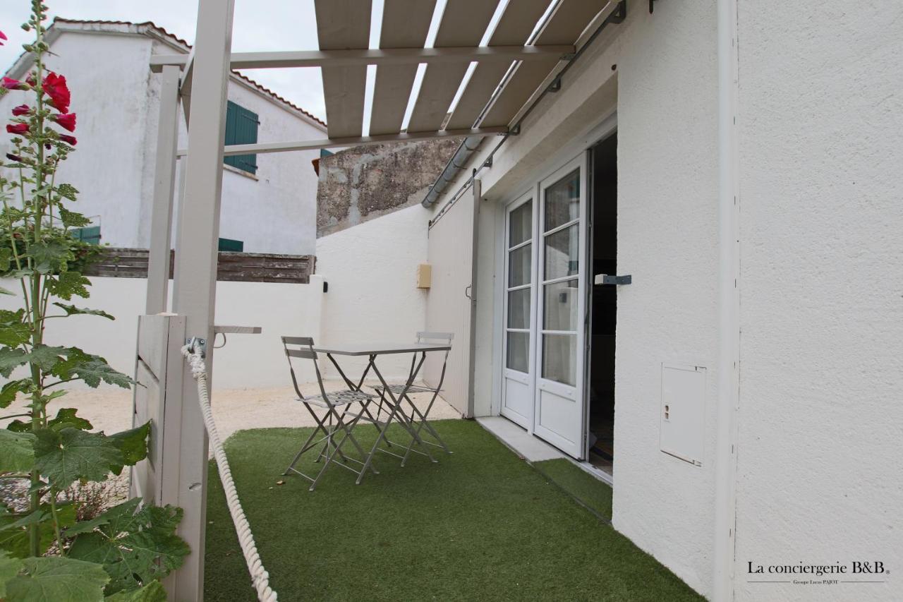 House On The Island Of Oleron Near The Cotiniere Villa Saint-Pierre-d'Oleron Exteriör bild
